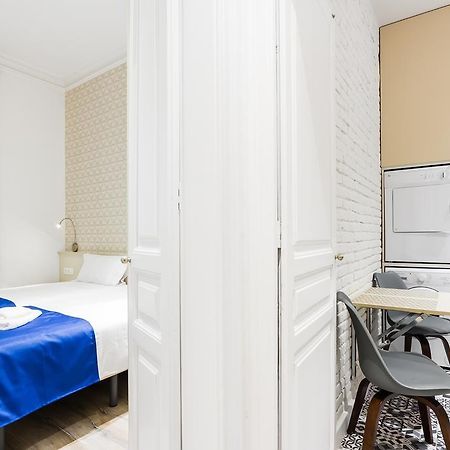 Barcelona Apartments Marina 124 Екстер'єр фото