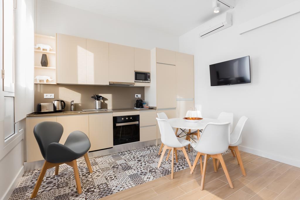Barcelona Apartments Marina 124 Екстер'єр фото