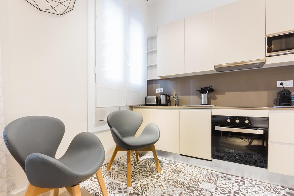 Barcelona Apartments Marina 124 Екстер'єр фото