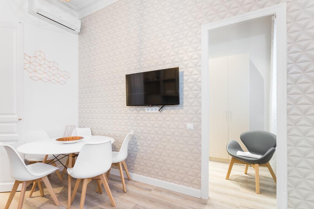 Barcelona Apartments Marina 124 Екстер'єр фото