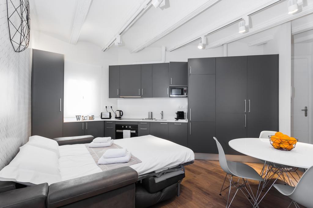 Barcelona Apartments Marina 124 Екстер'єр фото