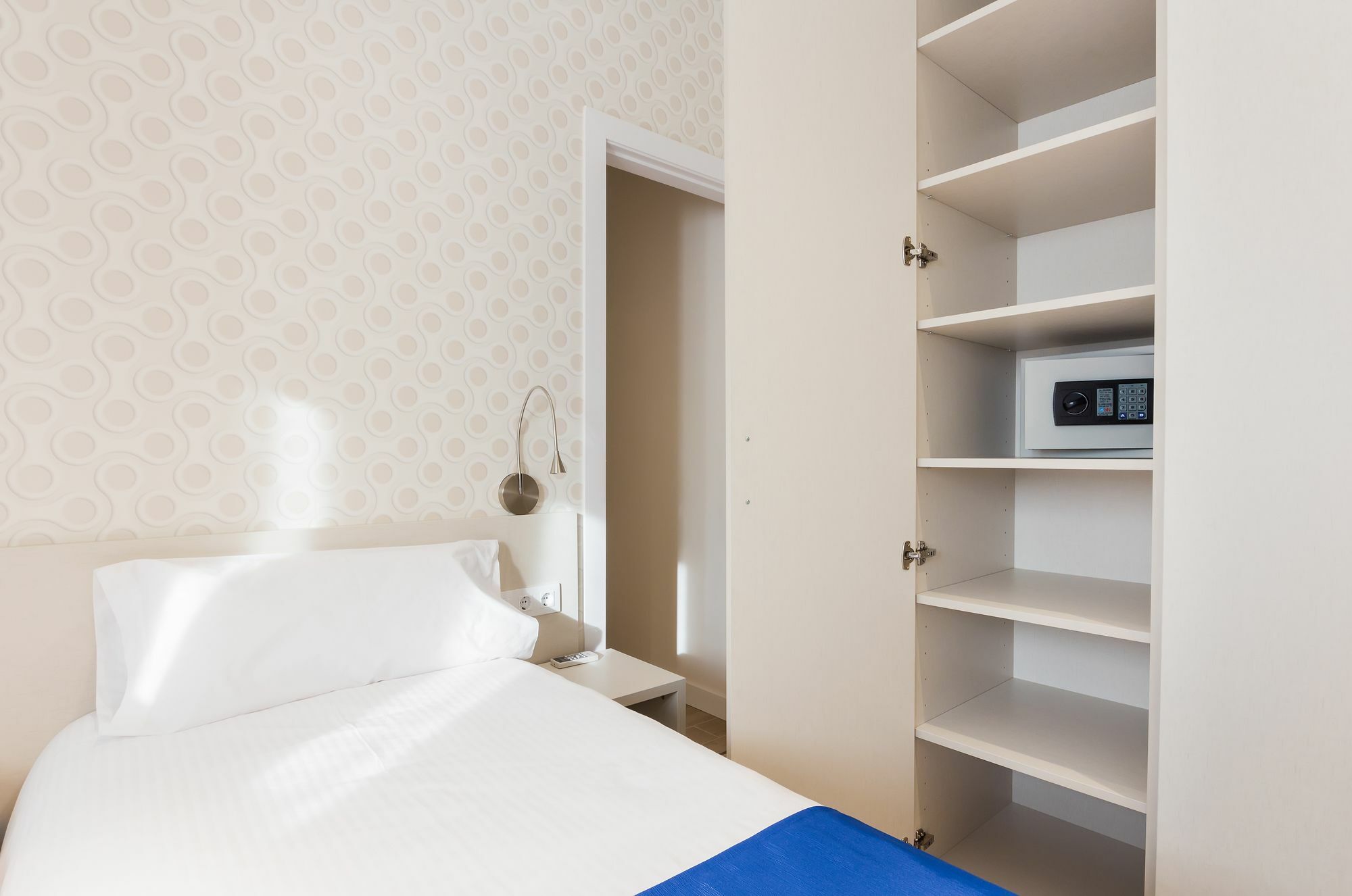 Barcelona Apartments Marina 124 Екстер'єр фото