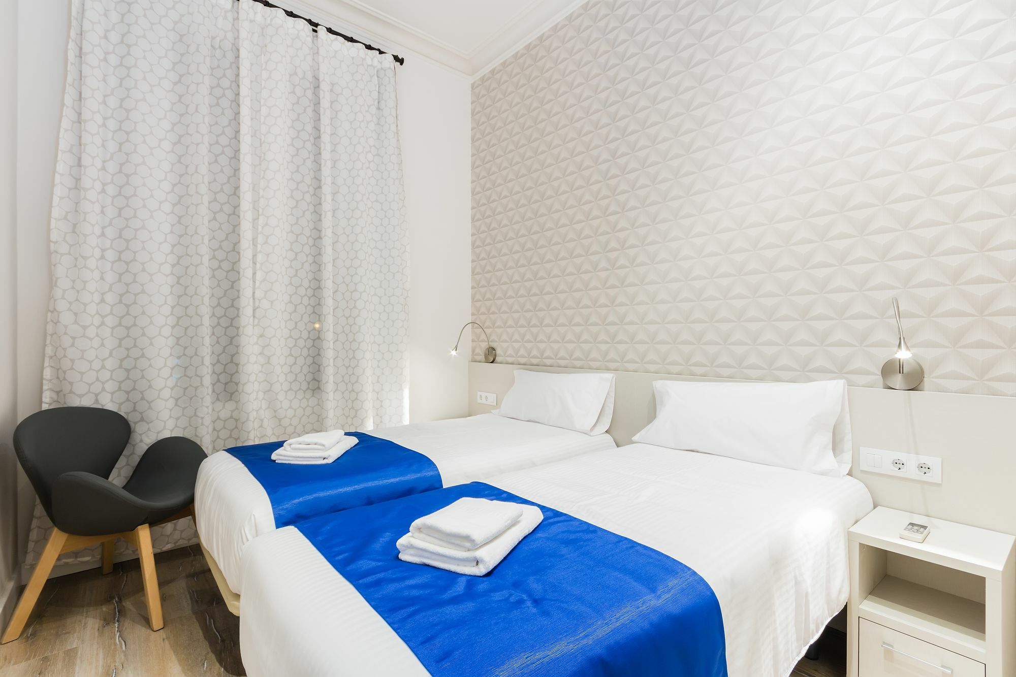 Barcelona Apartments Marina 124 Екстер'єр фото